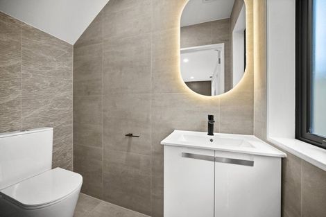 Photo of property in 25d Lavery Place, Sunnynook, Auckland, 0632