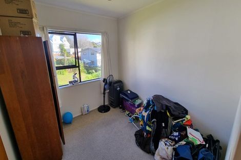 Photo of property in 1/69 Trias Road, Totara Vale, Auckland, 0629