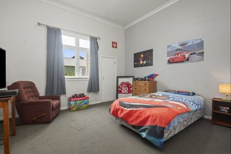 Photo of property in 22 Bowen Street, Woodville, 4920