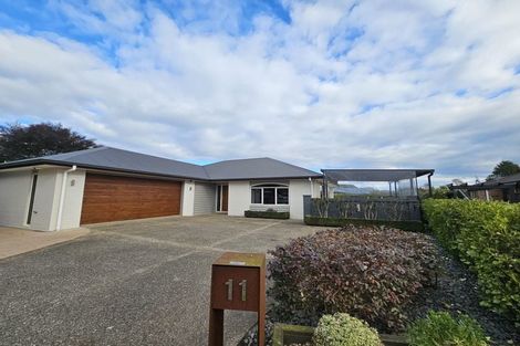 Photo of property in 11 Courtenay Place, Owhata, Rotorua, 3010