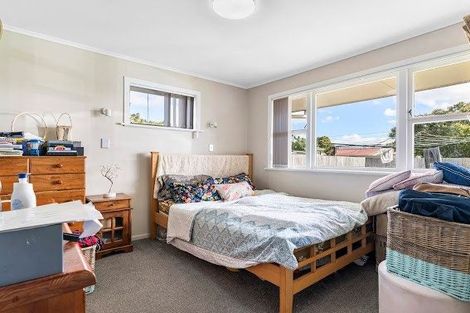 Photo of property in 19 Surrey Street, Manurewa, Auckland, 2102