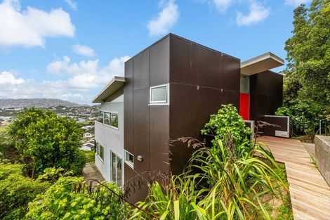 Photo of property in 124 Townsend Road, Miramar, Wellington, 6022