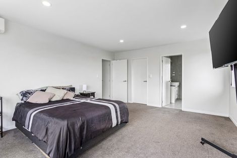Photo of property in 3 Crompton Place, Orewa, 0931
