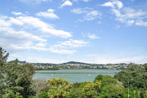 Photo of property in 122 Paritai Drive, Orakei, Auckland, 1071