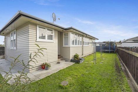 Photo of property in 12 Leeds Street, Milson, Palmerston North, 4414