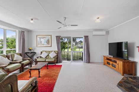 Photo of property in 39 Hibiscus Avenue, Hamilton Lake, Hamilton, 3204