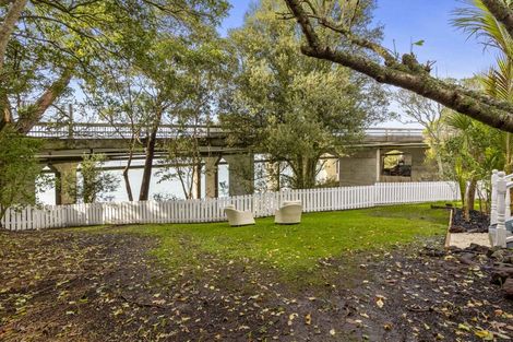 Photo of property in 25 Princes Street, Northcote Point, Auckland, 0627