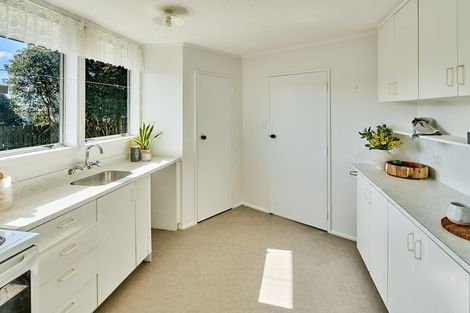 Photo of property in 4 Salem Court, Churton Park, Wellington, 6037