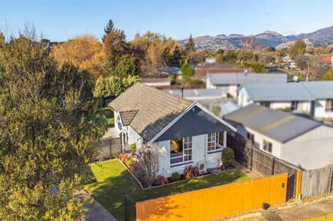 Photo of property in 4 Bidwell Place, Hillmorton, Christchurch, 8025