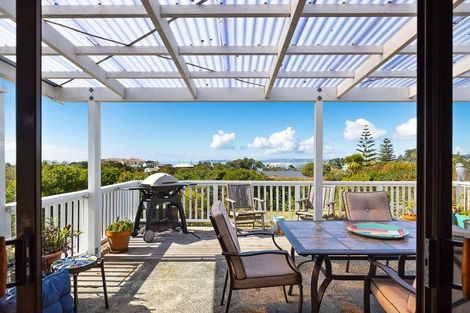 Photo of property in 11 Sea View Road, Leigh, Warkworth, 0985