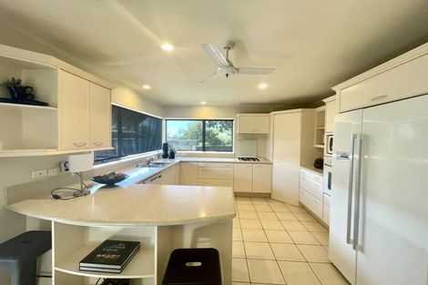 Photo of property in 370 Point View Drive, Shamrock Park, Auckland, 2016