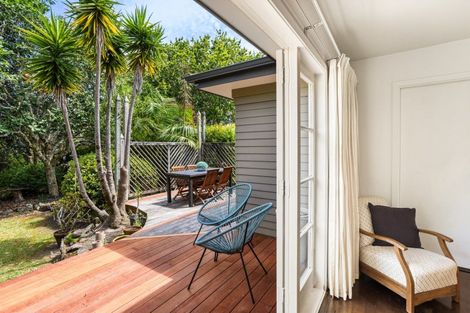 Photo of property in 37 Haruru Falls Road, Haruru, 0204