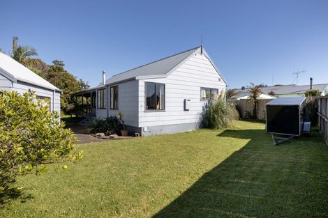 Photo of property in 82 Eversham Road, Mount Maunganui, 3116