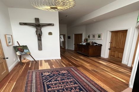 Photo of property in 32 Talavera Terrace, Kelburn, Wellington, 6012