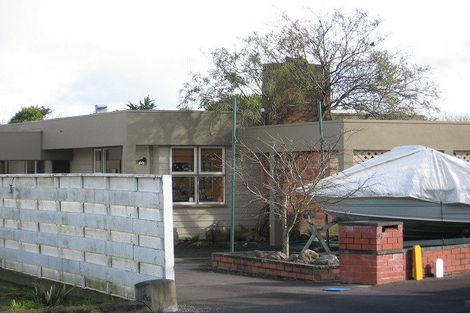 Photo of property in 15 Cremorne Avenue, Hokowhitu, Palmerston North, 4410