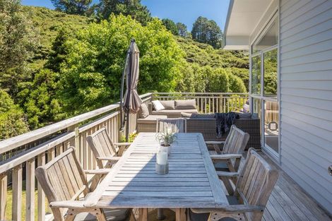 Photo of property in 17 Carvel Lane, Whitby, Porirua, 5024