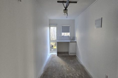 Photo of property in 2/24 Wylie Avenue, Sunnynook, Auckland, 0620