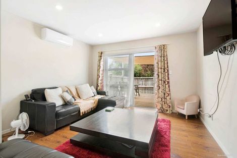 Photo of property in 13 Vazey Way, Hobsonville, Auckland, 0618