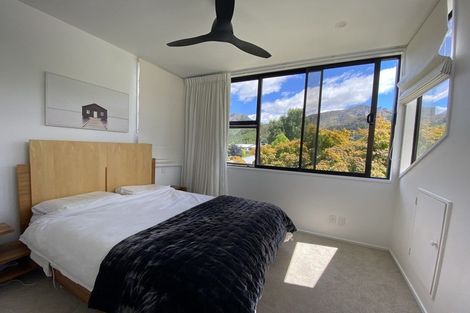 Photo of property in 19 Thomson Street, Arrowtown, 9302