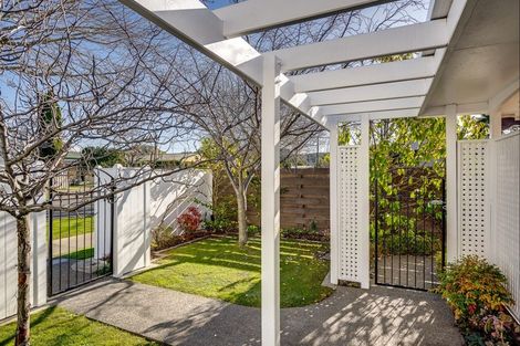 Photo of property in 57 Avenue Road, Greenmeadows, Napier, 4112