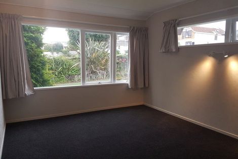 Photo of property in 42 May Street, Mount Maunganui, 3116
