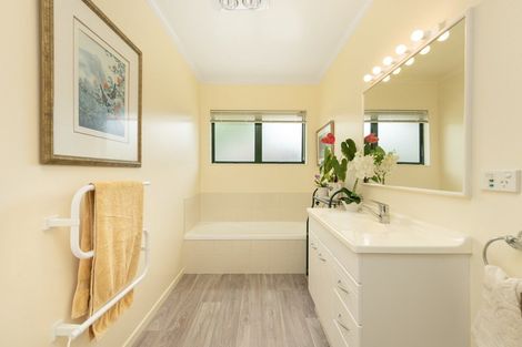 Photo of property in 9 Moffat Way, Bethlehem, Tauranga, 3110