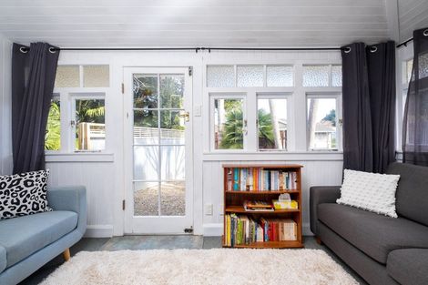 Photo of property in 5 Griffin Street, Marewa, Napier, 4110