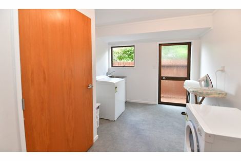 Photo of property in 29 Edward Avenue, Orewa, 0931