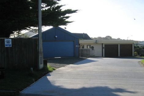 Photo of property in 4 Bothamley Lane, Titahi Bay, Porirua, 5022