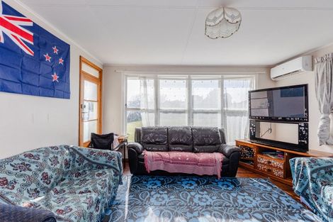Photo of property in 170 Puriri Street, Castlecliff, Whanganui, 4501