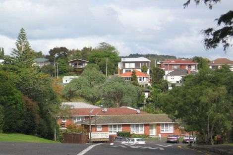 Photo of property in 1/100 West Coast Road, Glen Eden, Auckland, 0602