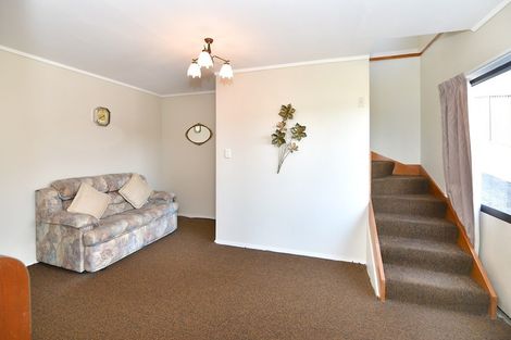 Photo of property in 20a Tindalls Bay Road, Tindalls Beach, Whangaparaoa, 0930