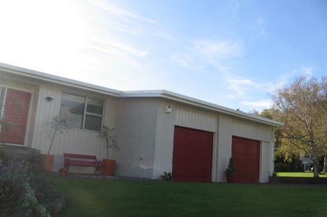 Photo of property in 33 Spinnaker Drive, Whitby, Porirua, 5024