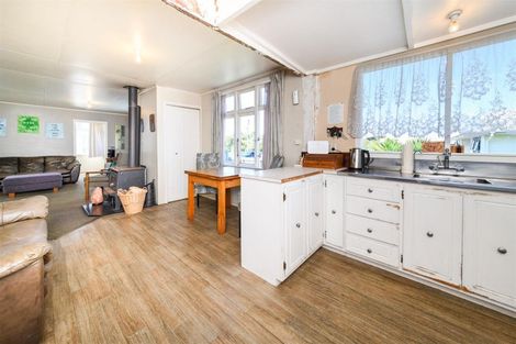 Photo of property in 13 Hunia Street, Marton, 4710