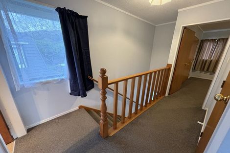 Photo of property in 6 Flinders Place, Johnsonville, Wellington, 6037