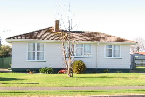 Photo of property in 65 Cottrell Crescent, Onekawa, Napier, 4110
