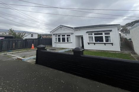 Photo of property in 26 Herald Street, Berhampore, Wellington, 6023