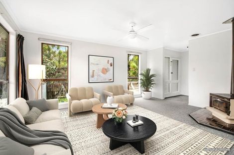 Photo of property in 19 Benita Place, Sunnyvale, Auckland, 0612