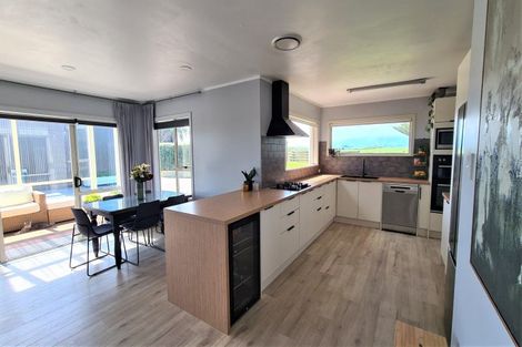 Photo of property in 3636 South Road, Opunake, 4682