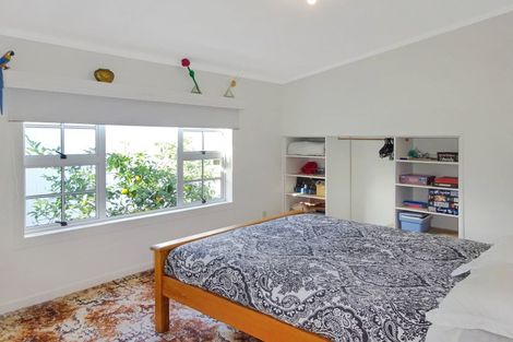 Photo of property in 23 Nash Parade, Foxton Beach, Foxton, 4815