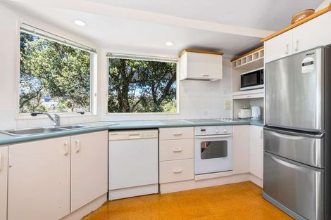 Photo of property in 1/30 Bevyn Street, Castor Bay, Auckland, 0620