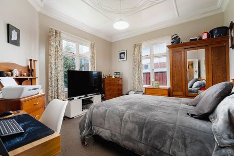 Photo of property in 240 South Road, Caversham, Dunedin, 9012