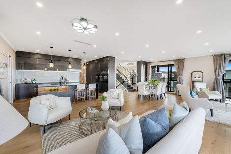 Photo of property in 45 Armstrong Farm Drive, East Tamaki Heights, Auckland, 2016