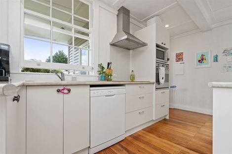 Photo of property in 3 Moore Street, Leamington, Cambridge, 3432