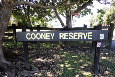 Photo of property in 37 Margaret Drive, Omokoroa, 3114