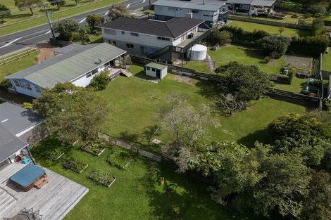 Photo of property in 313 Mahurangi East Road, Snells Beach, 0920