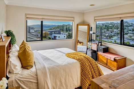 Photo of property in 9 Milford Street, Aotea, Porirua, 5024