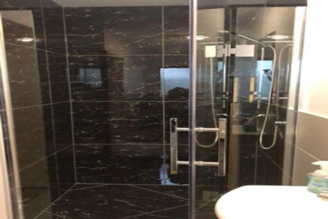 Photo of property in 16b Imperial Place, Henderson, Auckland, 0612