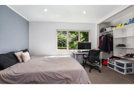 Photo of property in 29 Kate Sheppard Avenue, Torbay, Auckland, 0630
