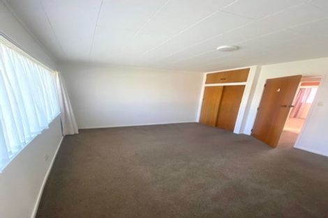 Photo of property in 2/13 Walter Street, Hauraki, Auckland, 0622